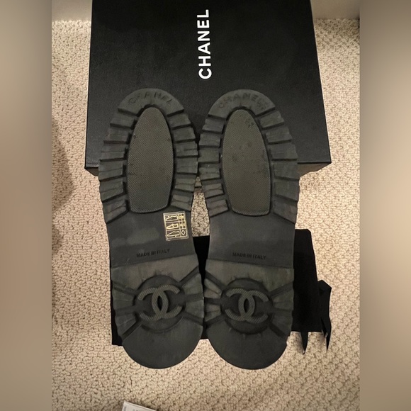 Chanel Combat Boots 21B G37927 -Gray/Black. Size 37 - Picture 9 of 12